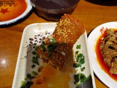 -爆炸头阿姨小四川正宗川味小吃(无任何分店)