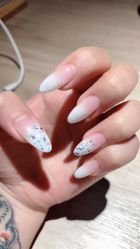 -优指美甲工作室