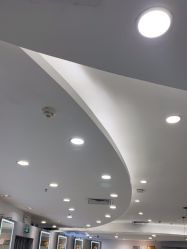点击看大图 -八佰伴8008星级形象店
