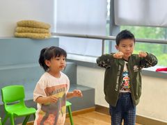 -蓝话筒·少儿成人演讲口才·主持朗诵·戏剧表演(大华第一坊店)