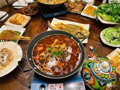 -霄汉牛三鲜湖北砂锅菜(万松园2店)