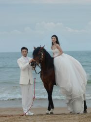 -花田映像婚纱摄影(龙岗店)