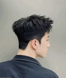 -米可造型烫发染发