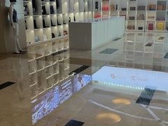 -丽华大酒店健身游泳馆