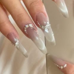 -FuFu美甲美睫