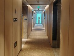 -上海宝华万豪酒店