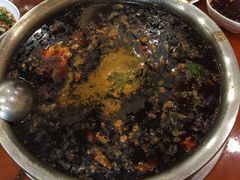 -刘胖娃鱼庄·特色肥肠鱼(杨家坪店)