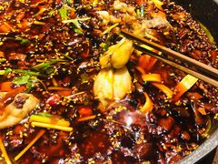 重庆满城蛙-一棠龙虾•王牌虾球(光谷天地店)