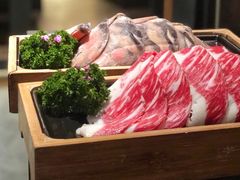 -湊湊火锅·茶憩(杭州湖滨银泰in77店)