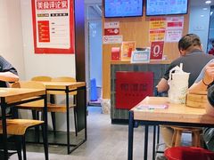 大堂-鸭得堡老鸭汤·鸭血粉丝(凤凰西街店)