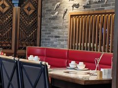 -野山舂·贵州现舂酸汤牛肉(民生路店)