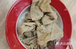 Tofu Skin Braised in Soy Sauce