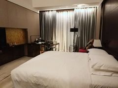 -广州天河希尔顿酒店