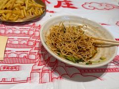 -肥肥虾庄·金牌油焖大虾(汉口城市广场店)