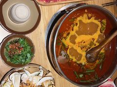 -黔诚多彩火锅(甲秀楼店)