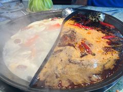 -鸿姐老火锅(疁城新天地店)
