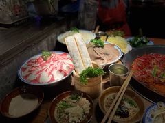 -萍姐火锅·公路夜市(武汉首店)