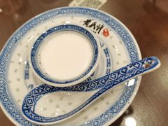 -黄氏许牛奶甜品专家(水晶街店)