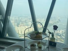 -广州塔卢特斯法国旋转餐厅