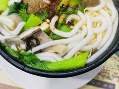 丸子土豆粉-清真·穆萨砂锅(大皮院店)
