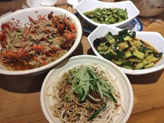 -霄汉牛三鲜湖北砂锅菜(万松园2店)