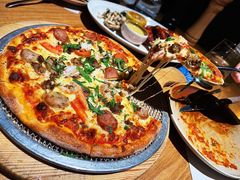 意大利腊肠披萨-Osteria Garden 生蚝花园餐厅(原进贤路店)