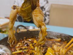 老铁锅秘制美蛙-鸿顺老铁锅美蛙鱼府(解放碑店)