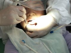 -赫尔森口腔·牙齿种植修复