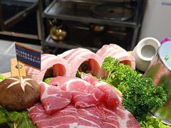 -GOGIYA·咕叽吖韩国传统烤肉店(东方新天地店)