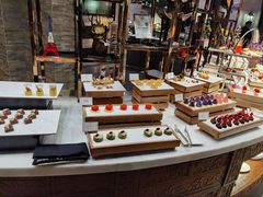 -锦厨国际自助餐厅 · 云端景观 (昆明索菲特大酒店)