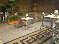 -潮一不贰·法式甜品·生日蛋糕·西式简餐(外滩店)