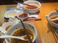 -呷佬·长沙手工米粉(金沙江路店)