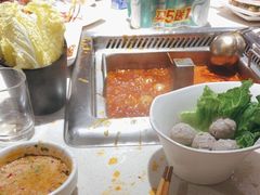 -海底捞火锅鲜切牛肉主题店(长寿路店)