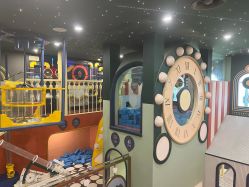 -MELAND CLUB亲子乐园·派对·餐厅(北京芳圆里ID MALL店)