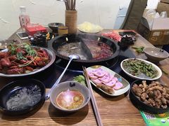 -渝大龙重庆火锅(温泉月亮湾店)