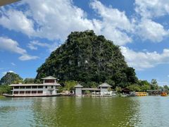 -星湖旅游景区七星岩