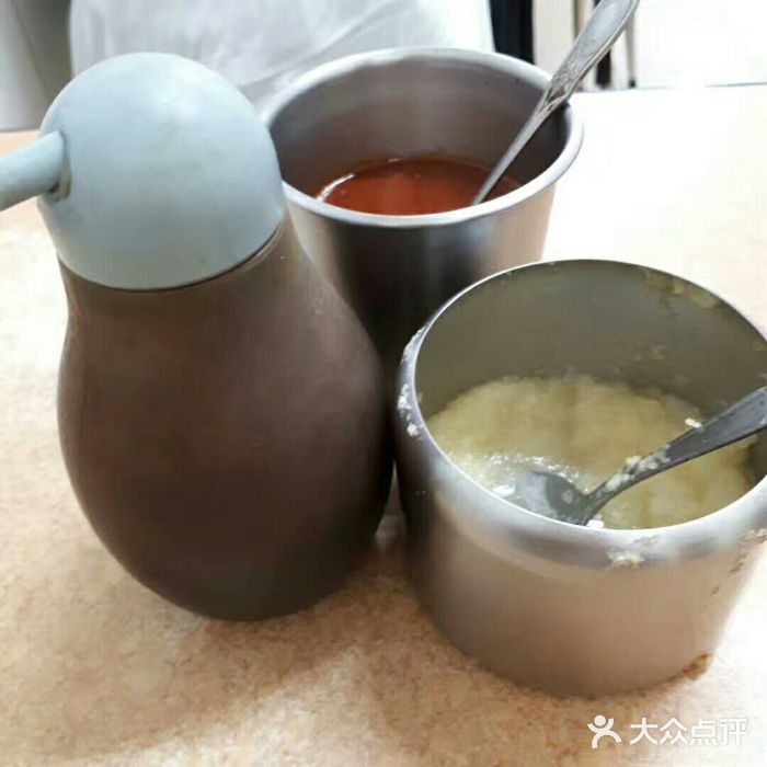 阿川蚵仔面线图片