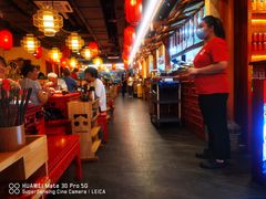 大堂-谭鸭血老火锅(万象九宜城店)
