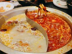 -沸炉重庆老火锅(军事博物馆店)