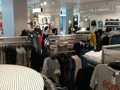 -H&M(天一广场店)