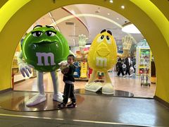 -m豆巧克力世界(上海世茂广场店)