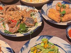 -Cuc Gach Quan Restaurant
