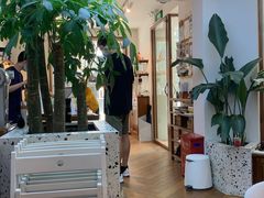 -Line 咖啡(石厦花园店)