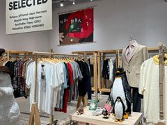 -多抓鱼循环商店(虹桥天地店)