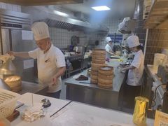 -馋三尺蟹粉小笼(人民广场店)