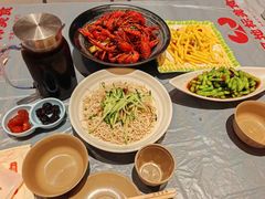 -肥肥虾庄·金牌油焖大虾(杨园滨江时代walk店)