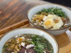 -裕新楼粉面馆·石磨手工粉(四方坪店)