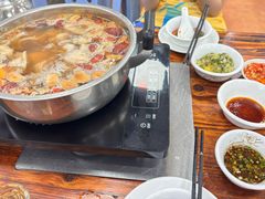 -广宁炭炉鸡煲·富临门饭店