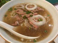 -美奈小馆·越南料理(中航城君尚购物中心店)