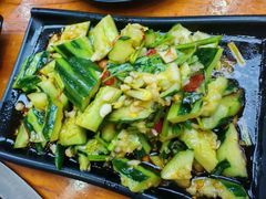 -曹丞相·地锅鸡·地锅鱼(武林店)